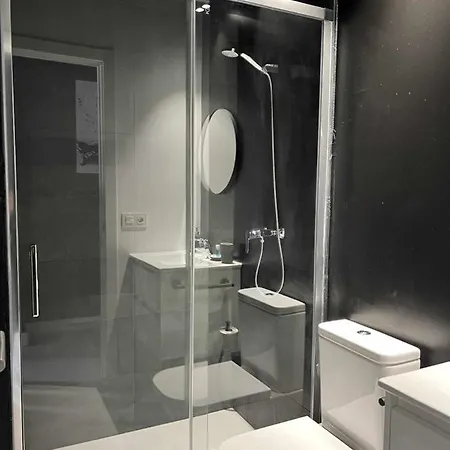 Fiesta Cama Individual Modern & Luxury Apartment *